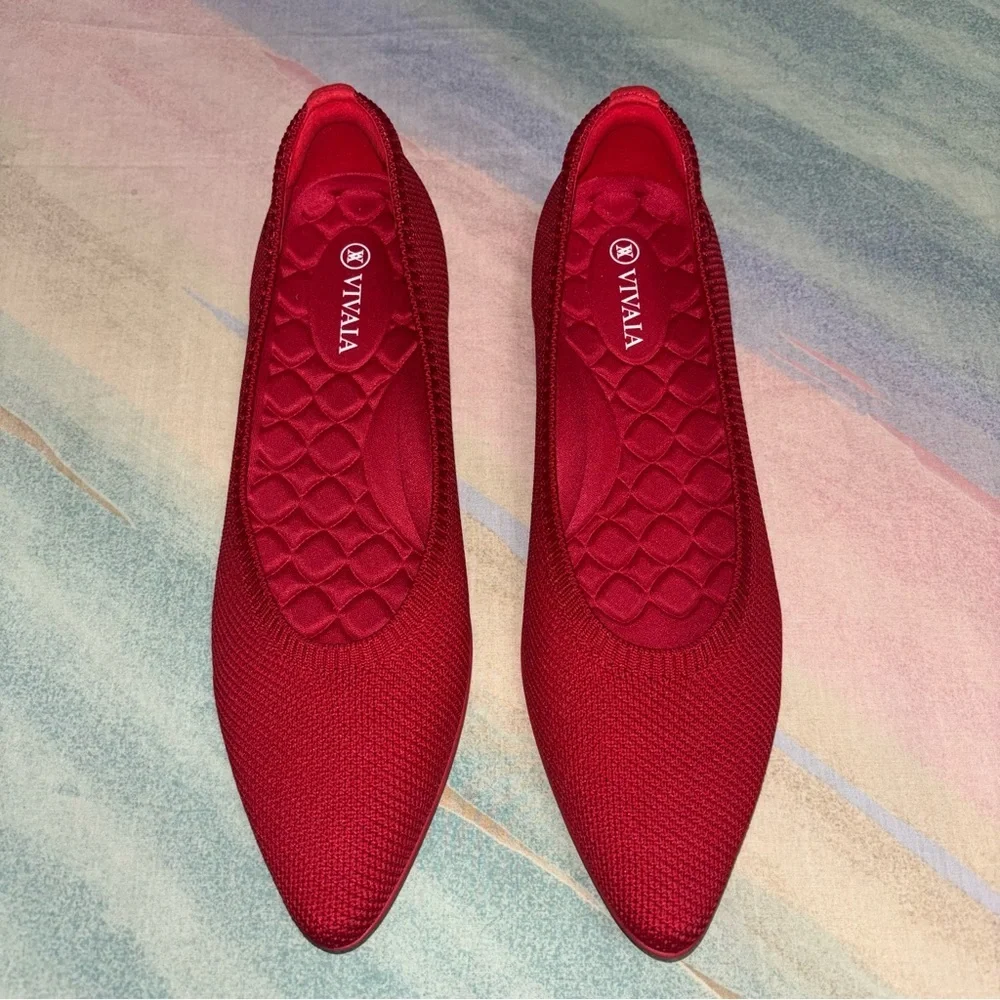 Vivaia Ruby Red Aria 5 Pointed-Toe Ballet Flats Slip On Shoes EUR 39